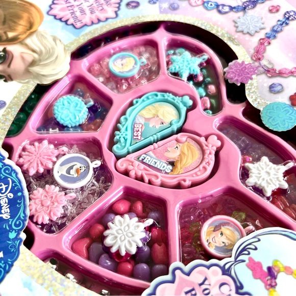NEW Disney Frozen Forever Friends Jewelry Activity Kit Best Friend Kids Bead Set - Picture 4 of 13